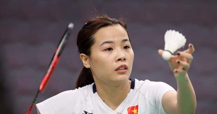 Tay vợt Nguyễn Thùy Linh gặp sự cố mất hành lý trước giải Pháp mở rộng